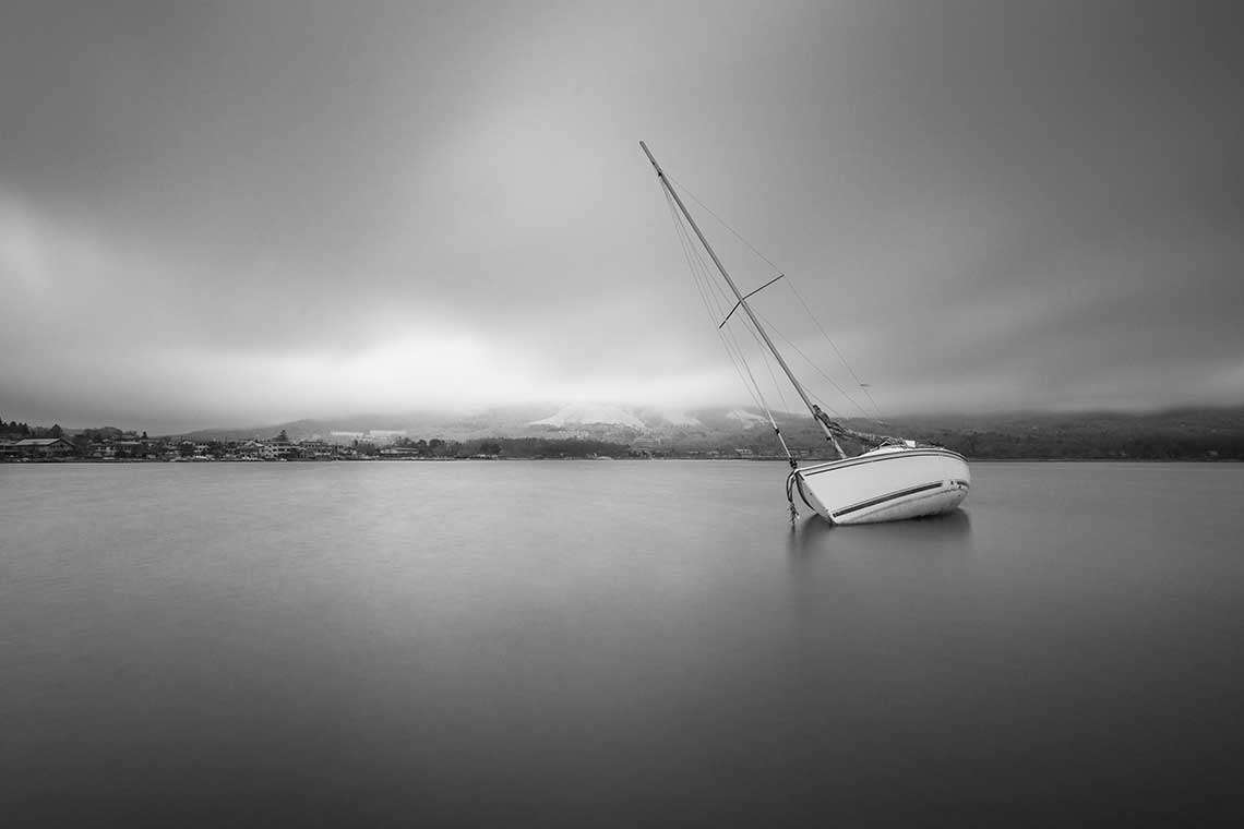 Lake Fannie Rescue an Example of How to Stay Alive During Boat Accidents Hero Image