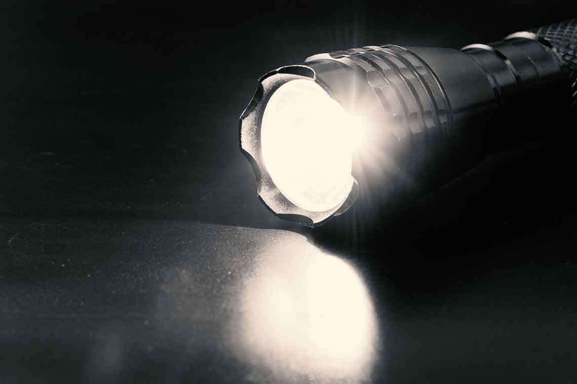 5 Things Melbourne Residents Should Never Do in a Power Outage Hero Image