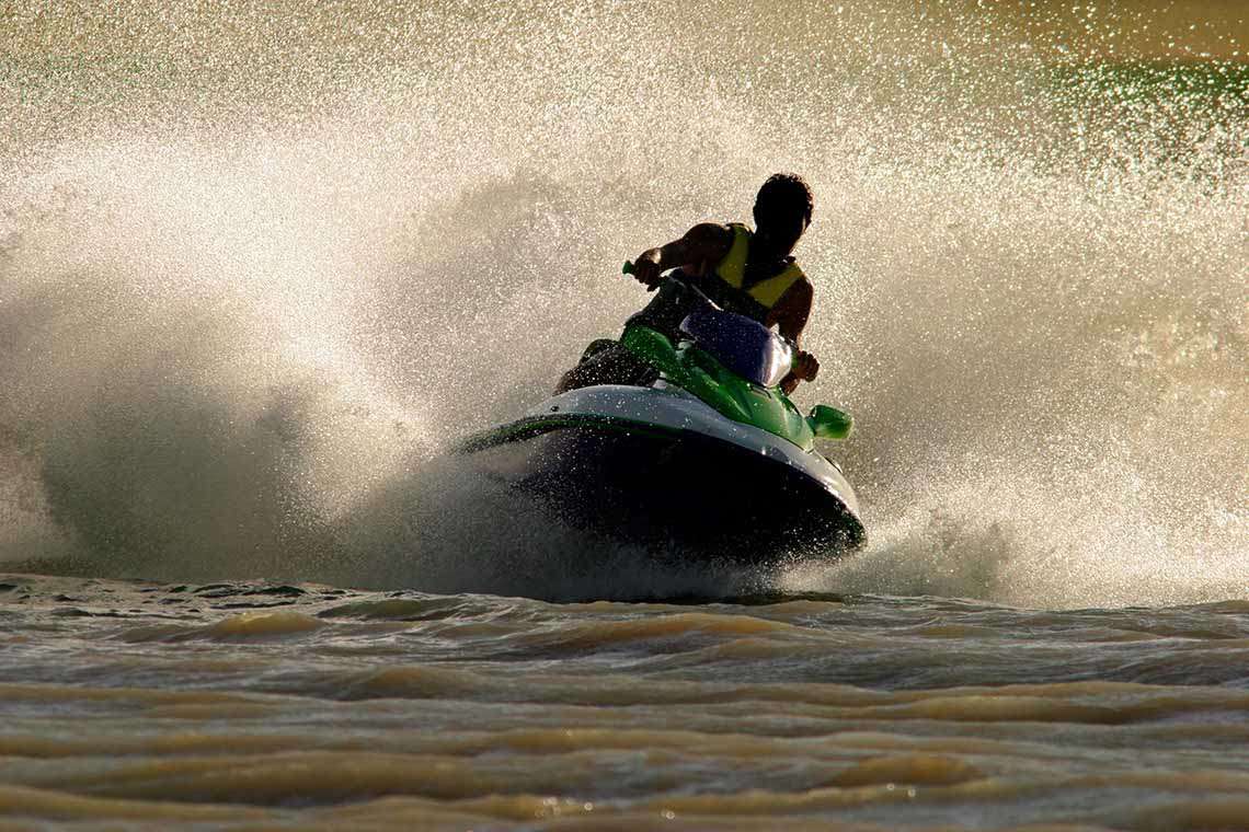 how-to-jetski-safely-photo