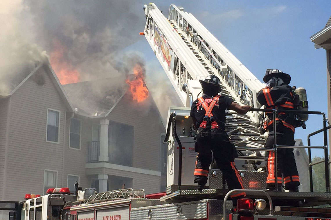 Firefighter Injured After Naples Apartment Fire Causes Collapse Hero Image